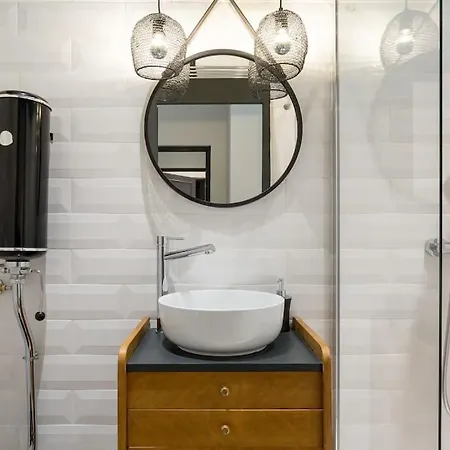 Milan, Centre Historique Et Climatise, 1er Apartament Lyon