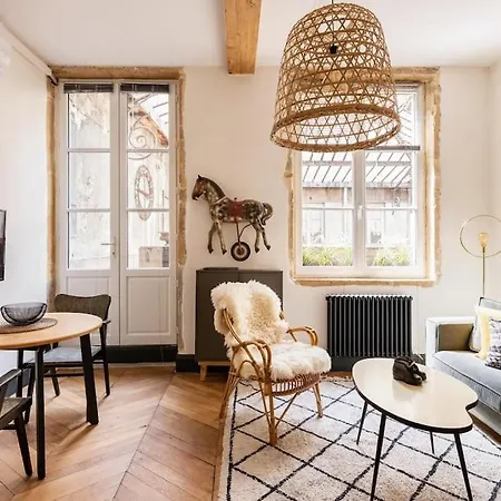 Milan, Centre Historique Et Climatise, 1er Apartament *